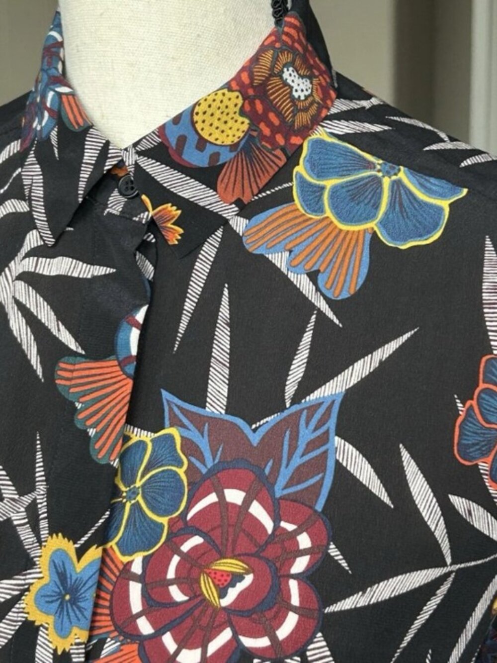 & Other Stories 100% Silk Black Floral Blouse Long Sleeve Romantic Chic Sz 6 - Picture 5 of 11